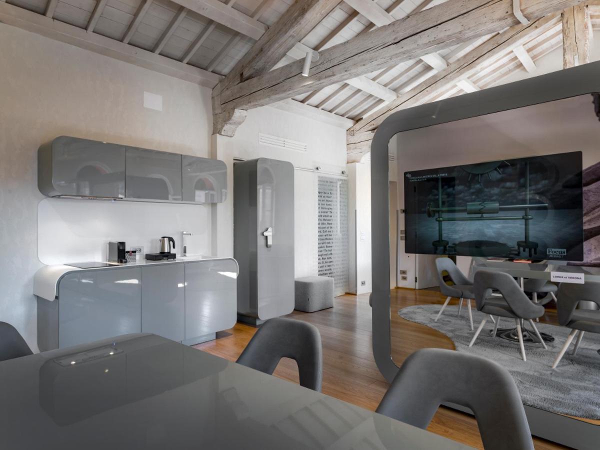 Lords Of Verona Luxury Apartments 外观 照片